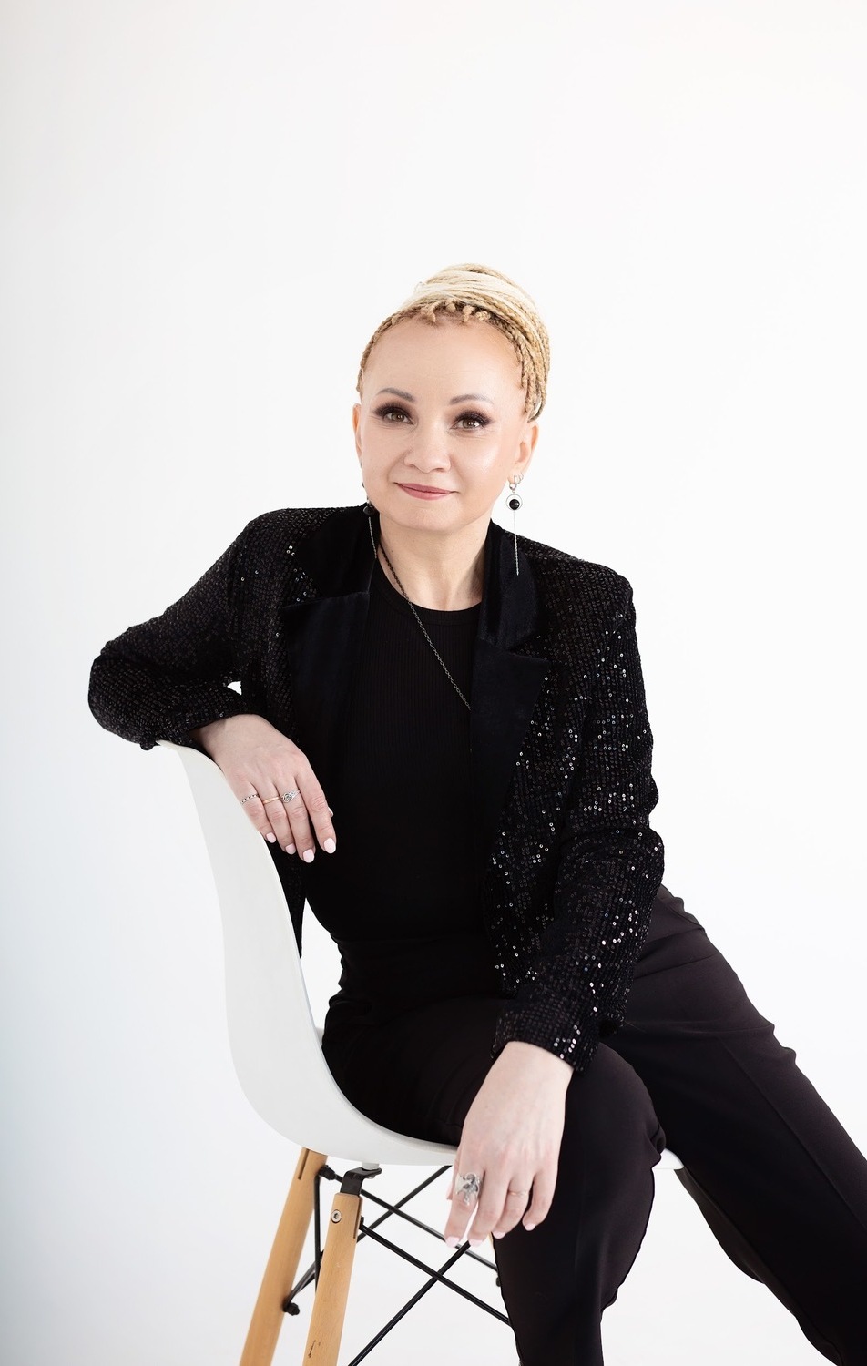 РодНика певица